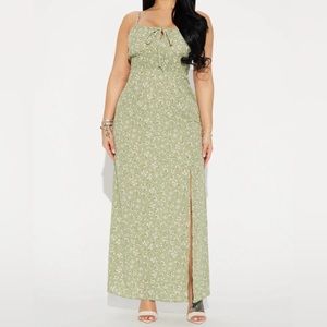 New Floral Maxi Dress Tie Front Smocked High Front Slit Adjustable Straps Green